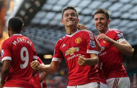 中加入更多 中加入更多